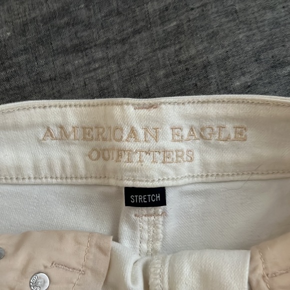 AE white distressed denim shorts - Picture 4 of 4